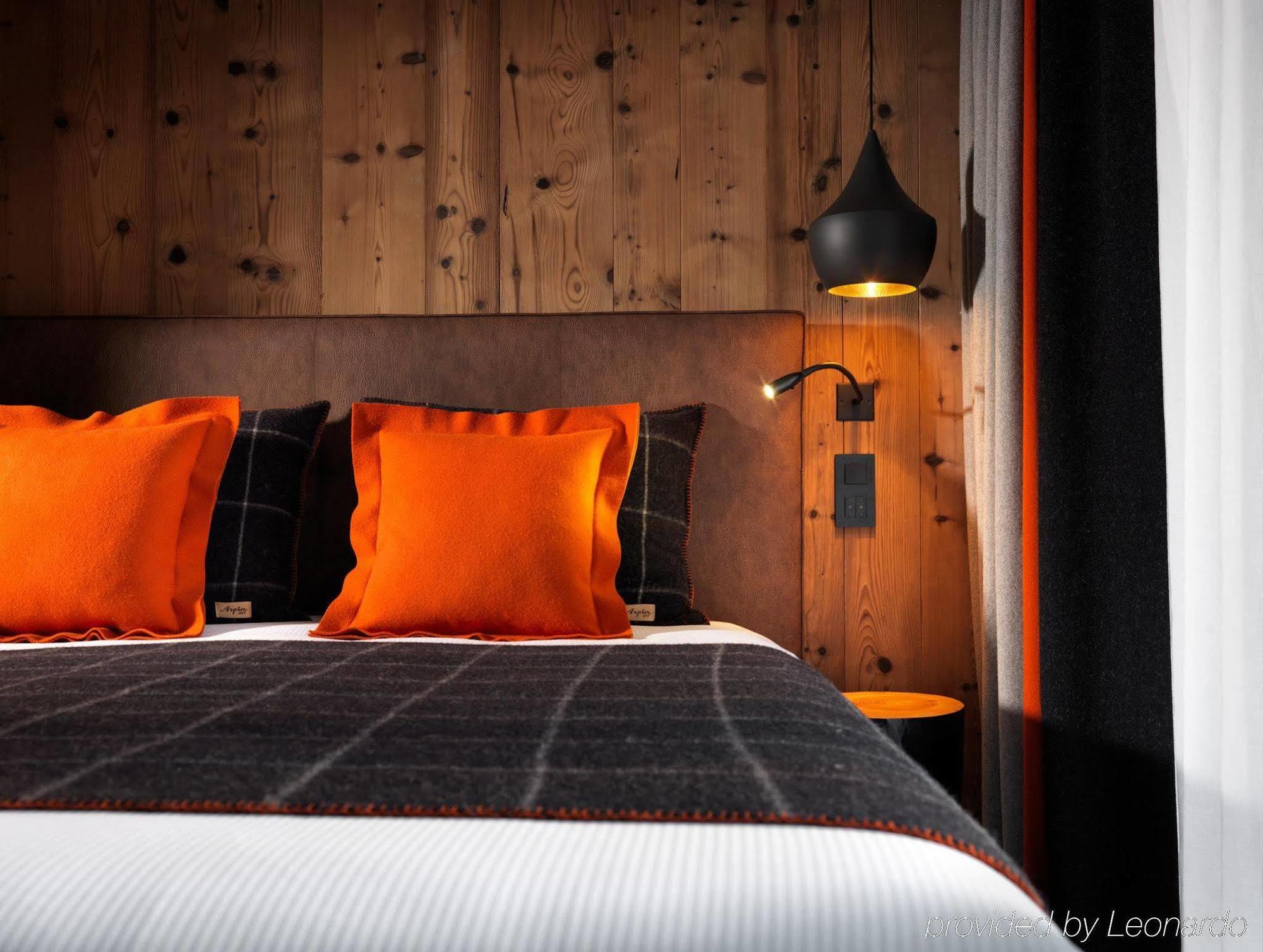 M De Hotel 5*